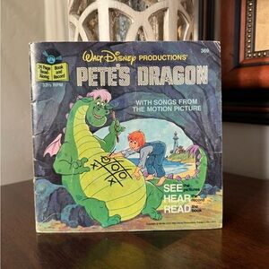 1977 Vintage Disneyland Walt Disney Productions’ Pete’s Dragon Book & Record